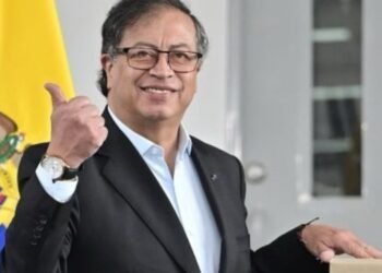 Presidente Petro impulsa esfuerzos por la paz con 136 nuevas contrataciones en 2024