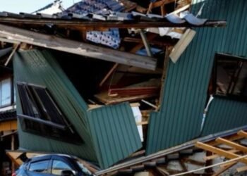 Aumenta a 64 la cifra de víctimas del terremoto en Japón mientras continúan los sismos