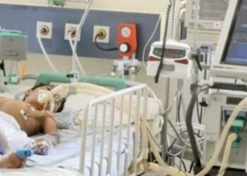 En grave estado de salud permanece menor herido con escopeta en su cara en Villahermosa