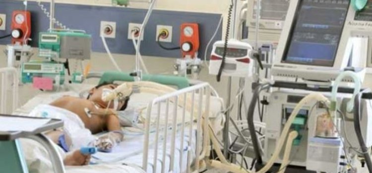 En grave estado de salud permanece menor herido con escopeta en su cara en Villahermosa