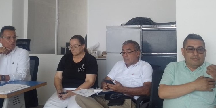 Taxistas en Ibagué buscan acuerdos para mejorar condiciones de movilidad con la Alcaldía