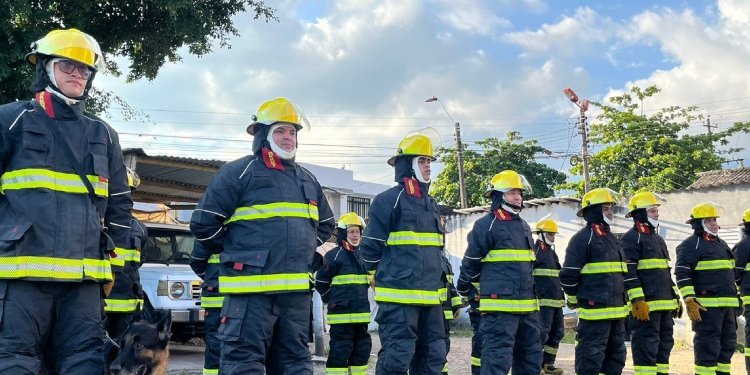 Sin abrir concurso, nombraron 20 bomberos en Ibagué