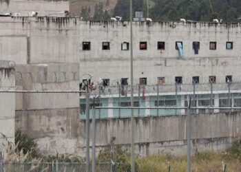 Ecuador: Presidente Noboa decretó el estado de excepción para recuperar el control de las cárceles