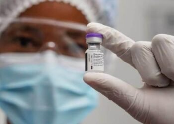 Gobierno confirma vencimiento de más de un millón de vacunas contra el covid-19