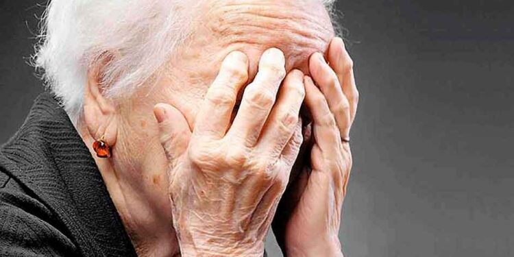 Pareja de abuelos era maltratada por su nieto en el Líbano