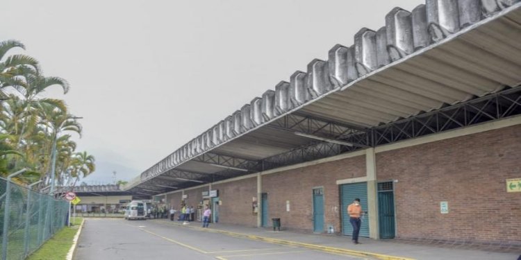 Un iPhone, un portátil y un bolso, fueron recuperados por la policía, en cercanía de La Terminal de Transporte