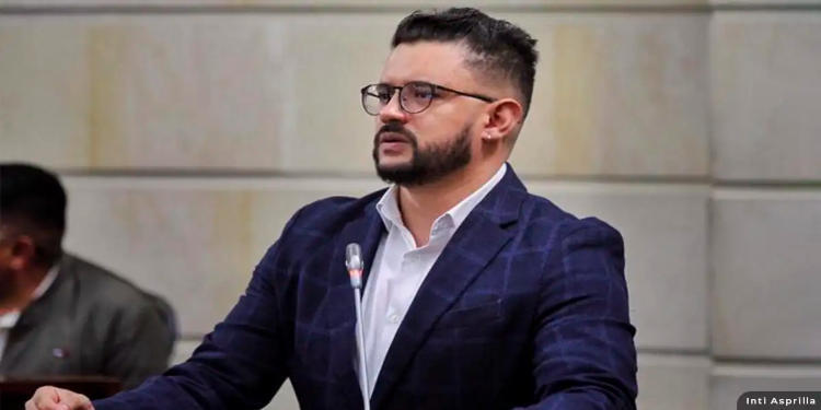 Inti Asprilla declara su intención de abandonar el Partido Verde