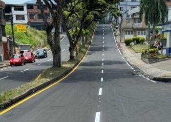 Pavimentada, demarcada y habilitada, así quedó la calle 37 