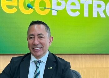 Consultora británica recomienda considerar la destitución del presidente de Ecopetrol, Ricardo Roa