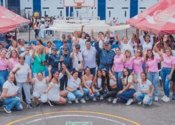 Más de 400 internas disfrutaron de un momento de esparcimiento en conmemoración del Día de la Mujer