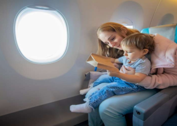 Cambios en regulaciones: Menores de edad podrán viajar sin autorización de padres morosos