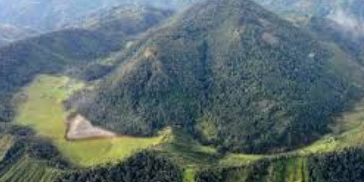 Actividad del volcán Machín se mantiene en normalidad