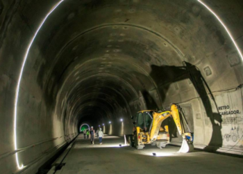 Gobernador de Antioquia denuncia falta de apoyo del Gobierno para el Túnel del Toyo