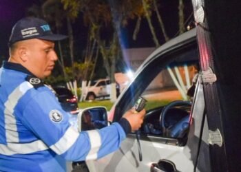 Conductor fue multado con $54 millones por negarse a prueba de alcoholemia