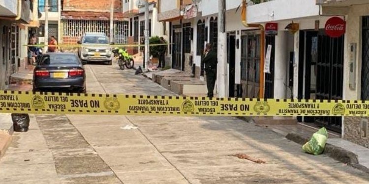 Herido hombre que recibió a machete a policías que llegaron a atender un caso
