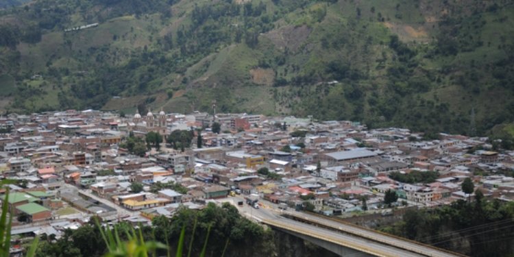 Preocupación por material químico fue dejado abandonado en diferentes lugares de Cajamarca