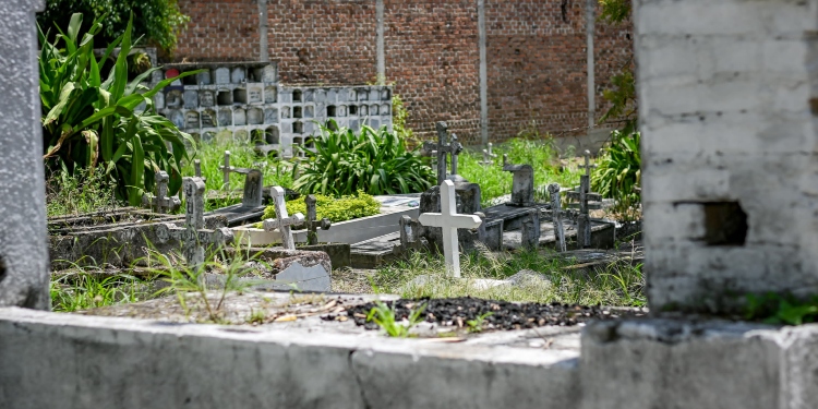 Expectativa y alegría tiene líder del barrio El Salado, al conocer que la Arquidiócesis administrará el cementerio