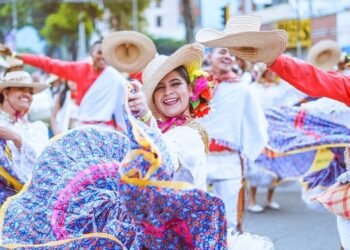 El gran desfile de San Juan será el domingo 23 de junio por la Quinta