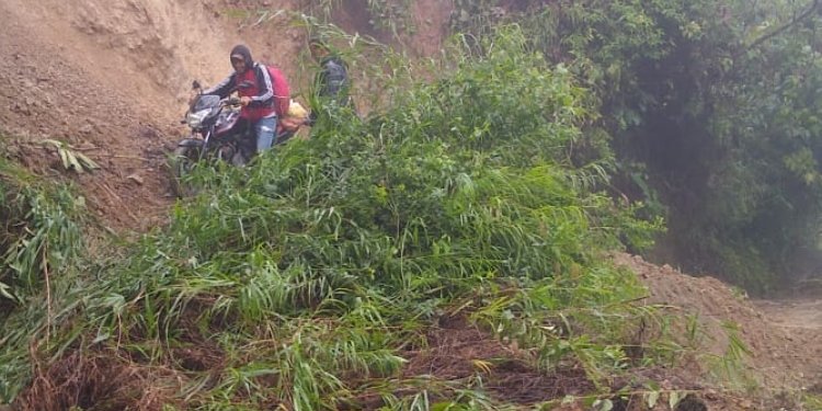 Cerca de seis veredas incomunicadas por derrumbes en Rovira