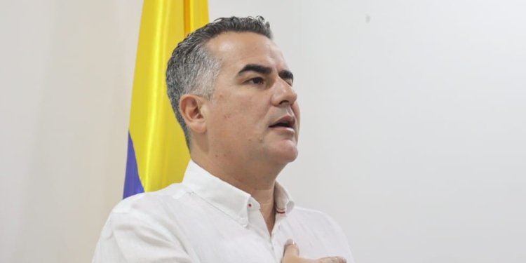 Le quieren hacer daño al Gran colombiano, Felipe Ferro