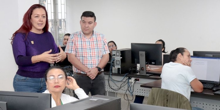 Todo listo para que los integrantes de las JAC ya pueden realizar trámites en línea