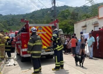 Incendio consumió una residencia en el Líbano 
