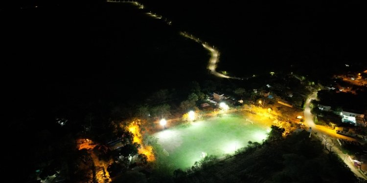 Están “iluminando” los escenarios deportivos en Ibagué