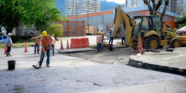 Con la ‘ambulancia vial’, la Alcaldía aseguró que ha recuperado casi un kilómetro de la  Guabinal