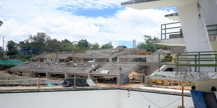 Alcaldía señaló que inició la fase de impermeabilización de las obras en las Piscinas de la 42