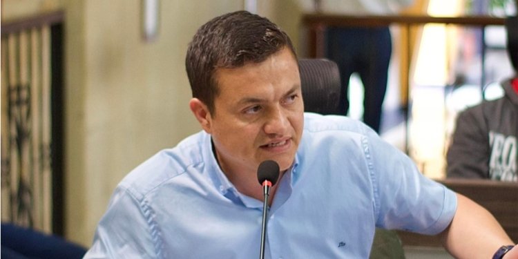 Arturo Castillo propone crear una red de cooperante con retirados de la Policía
