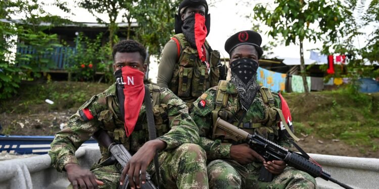 Encuentro en Bucaramanga impulsa diálogo entre Gobierno y ELN para la construcción de paz