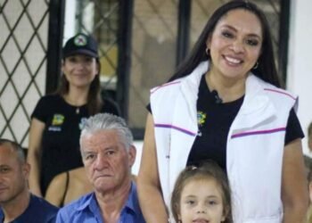 La Secretaría de Salud avanza en recorridos por las comunas en contra del dengue