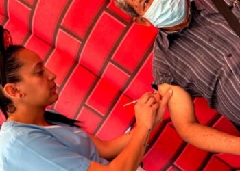 Durante la jornada nacional de inmunización, más de 500 personas fueron vacunadas en Ibagué