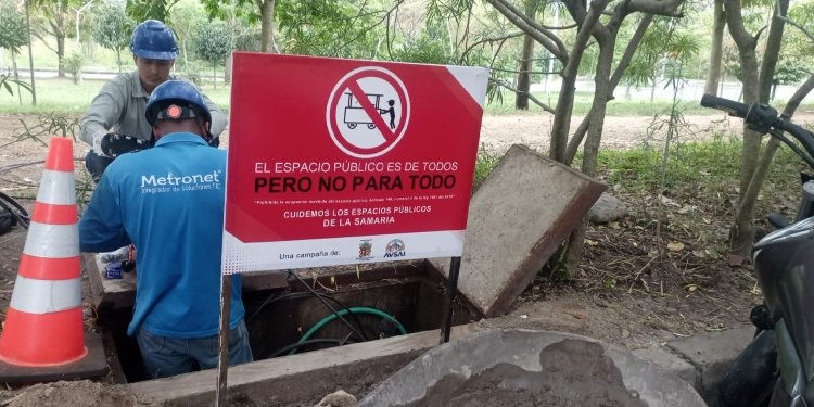 Con vallas, la Alcaldía hace un llamado a no ocupar el espacio público en el sector de La Samaria