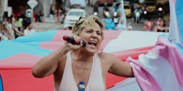 Karen Arboleda: Mujer trans comparte su historia de resistencia y liderazgo en el Día Nacional de la Memoria