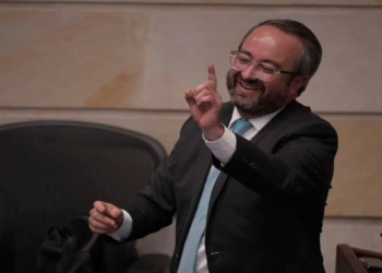 Corte Suprema llama a juicio a exsenador del Centro Democrático por presunta corrupción