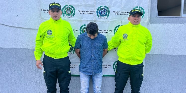 Tras las rejas sujeto que intentó asesinar a cuchillo a su compañera sentimental 