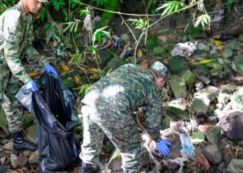 Se llevó a cabo recolección de residuos sólidos en la quebrada del Hato de la Virgen