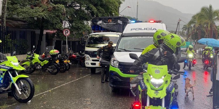 Autoridades continúan descongestionando la Permanente Central de Ibagué