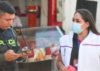En operativo en la Plaza de La 21, la Alcaldía cerró una carnicería 