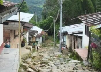 Denuncia en mal estado de las vías en la tercera etapa de la Ciudadela Comfenalco