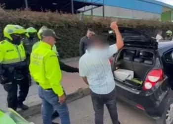Narco disfrazado de heladero es capturado en Soacha transportando drogas en nevera