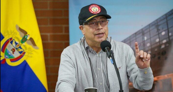 Gustavo Petro afirma que se prepara un golpe de Estado y llama al apoyo popular
