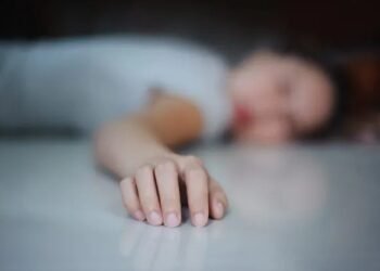 Mujer asesinada a puñaladas en Rionegro: Investigan brutal ataque