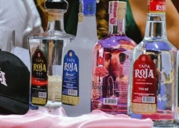 Un Aguardiente que lleva la identidad de una raza y de una región