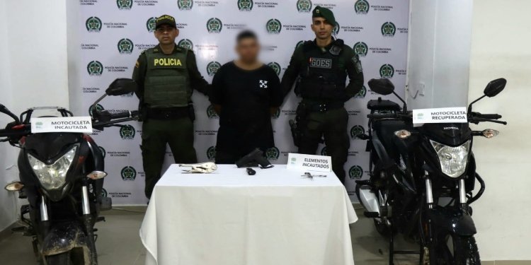 Detenido sujeto que intentó hurtar una motocicleta en unas canchas sintéticas en el sector de Berlín