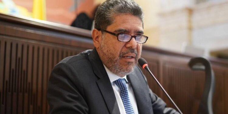 Contraloría investigará responsabilidades fiscales por error en presupuesto 2024