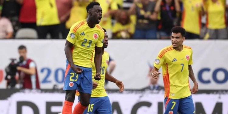 Colombia se impuso con autoridad y llegó a los cuartos de final