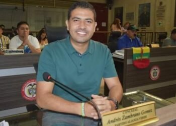 “Más de 30 años llevan los ibaguereños esperando por las obras del acueducto complementario”, insistió el Concejal Andrés Zambrano