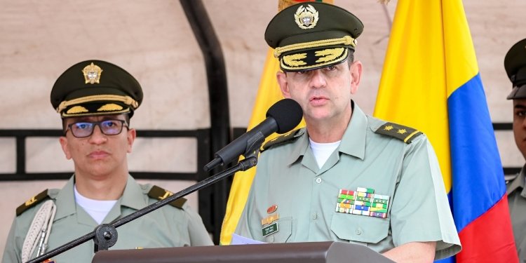 Coronel Diego Mora Ibagué asumió en propiedad la comandancia de la Policía Metib